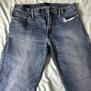 32x32 GAP STRAIGHT JEANS